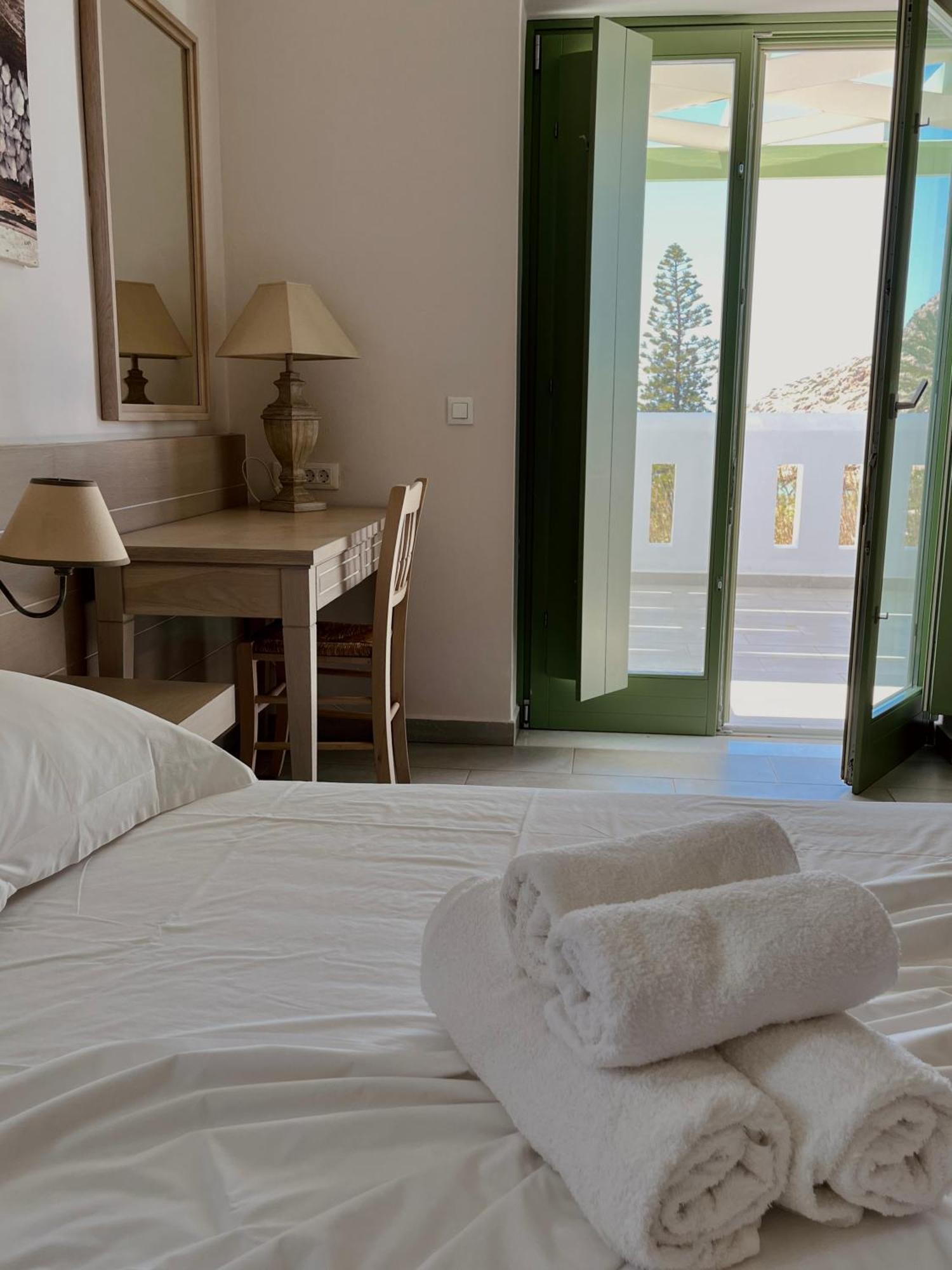 Alona Luxury Villas Arkásza Kültér fotó