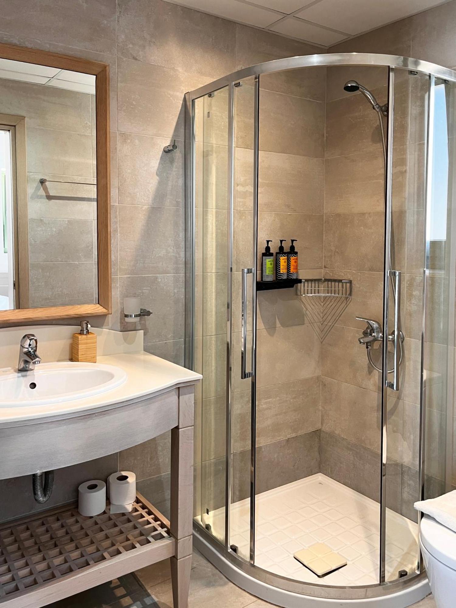 Alona Luxury Villas Arkásza Kültér fotó