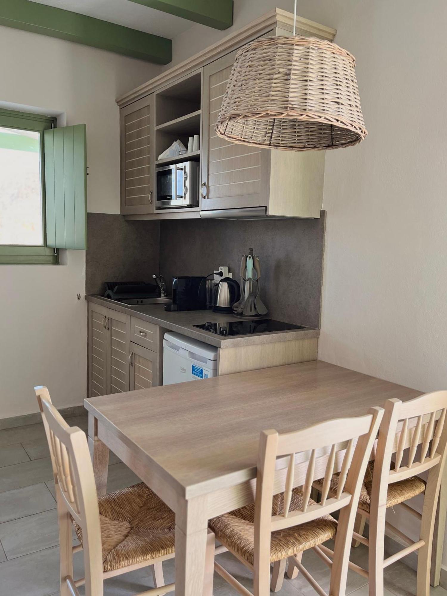 Alona Luxury Villas Arkásza Kültér fotó